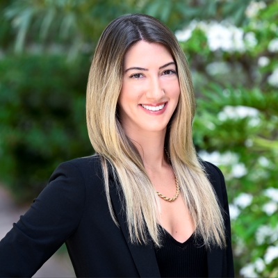 Carly Mogan, real estate agent fort lauderdale FL