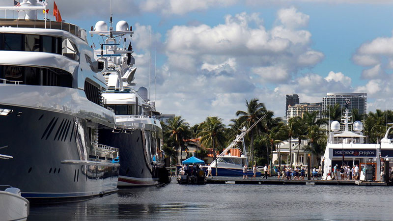 Fort Lauderdale Mega Yachts