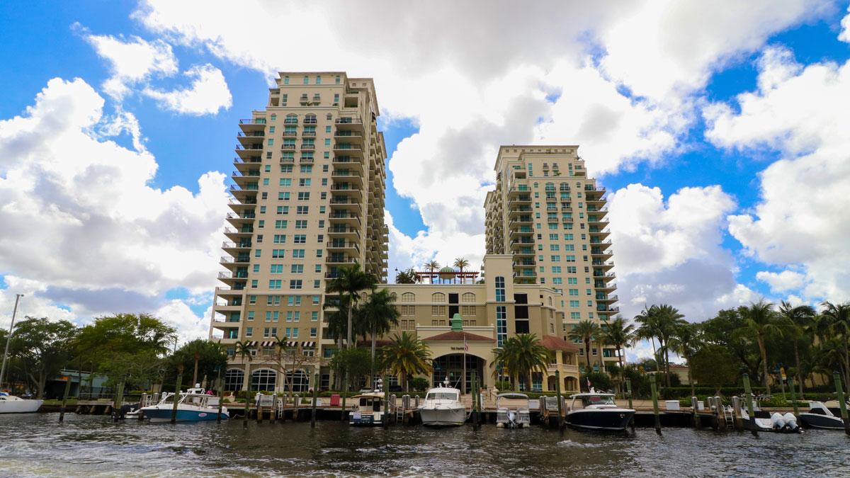 Symphony condos downtown Fort Lauderdale